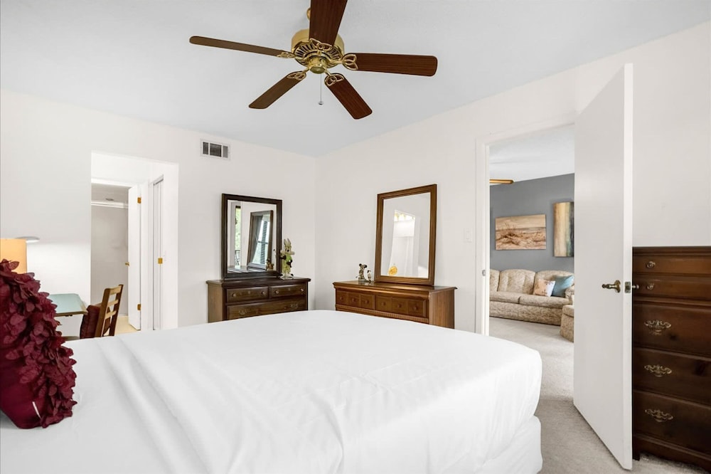 Upstay 2BR Golfer s Retreat w Patio Ventura Resort