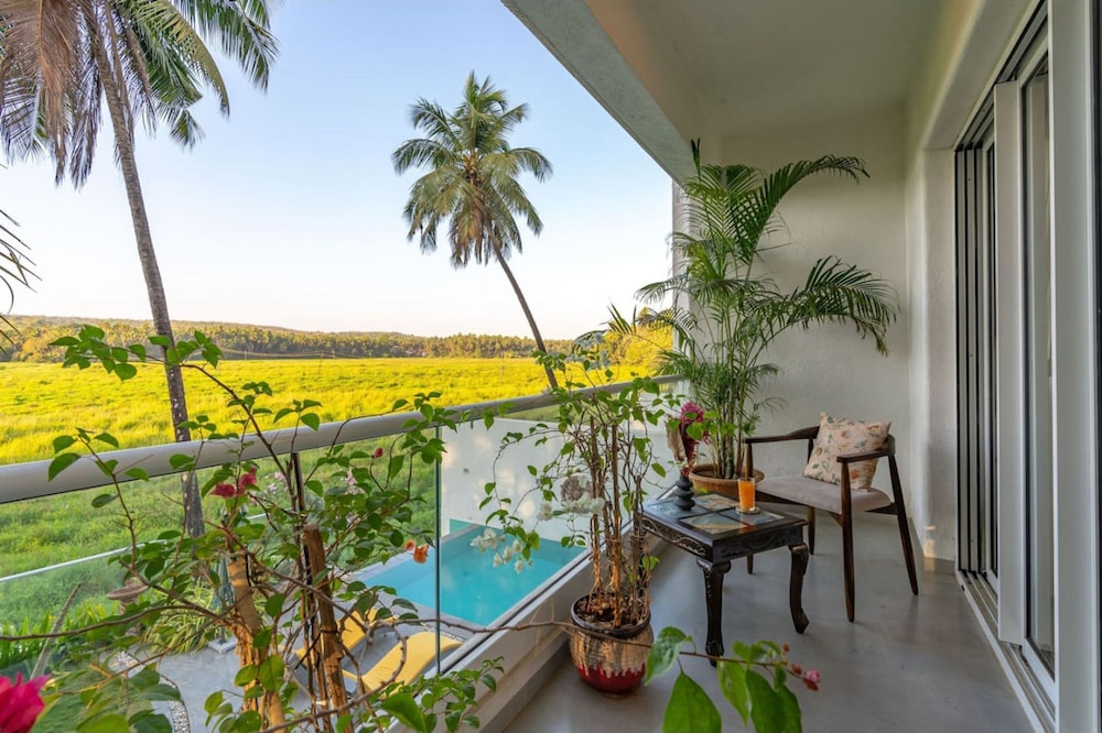 Legacy by Hireavilla- Full Field View Villa w Pool view 5