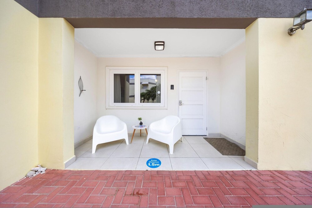 Lovely 1br1ba Condo Walk to Beach Pool BBQ