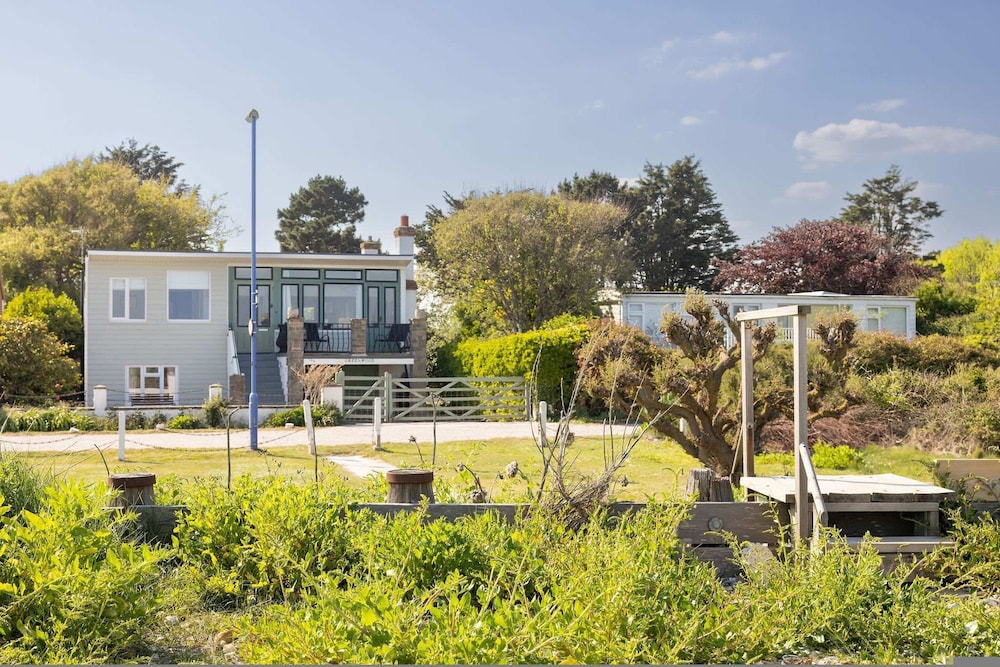 Historic Railway Home - Selsey Seafront