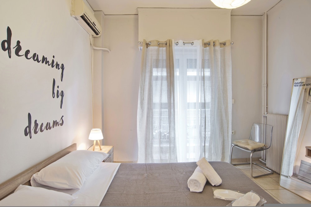 Homely Athens Apartment