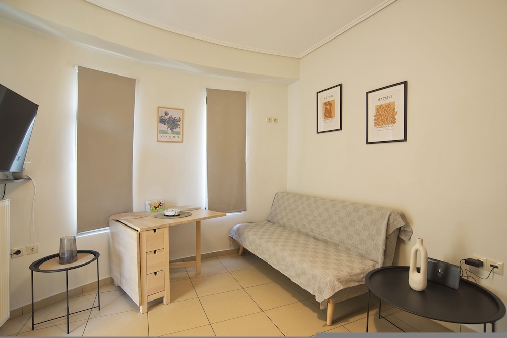 Filoxenia With 1 Bedrooms and 1 Bathrooms