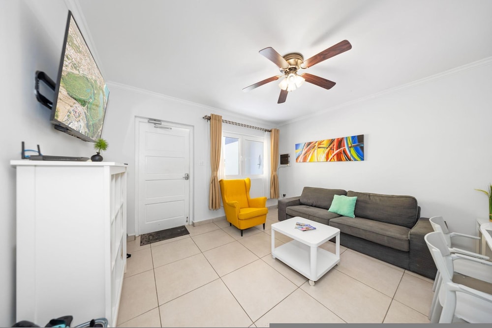 Lovely 1br1ba Condo Walk to Beach Pool BBQ