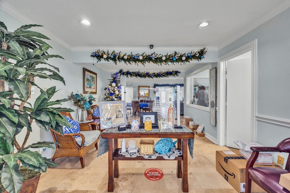 Cove View Condominiums