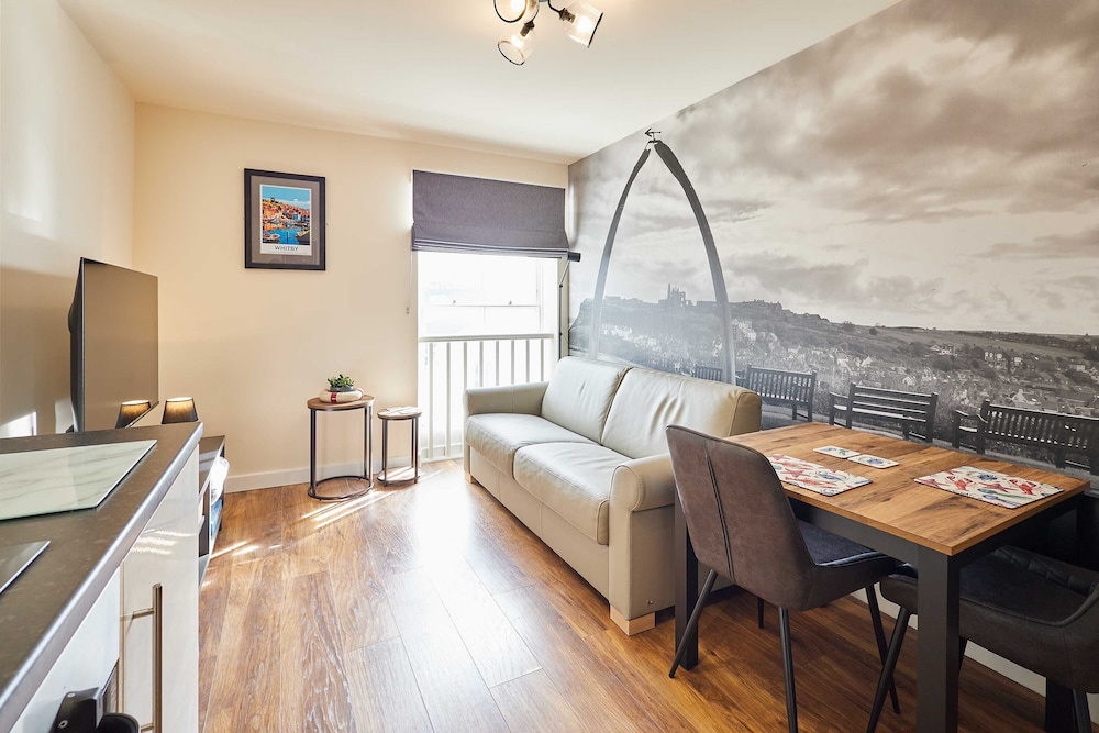 Host Stay Abbey Terrace Apartment