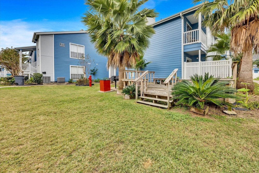Cove View Condominiums