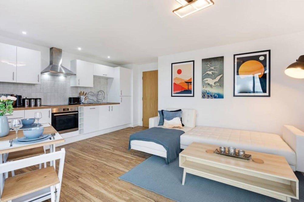 Host Apartments Kings Dock View Baltic Living view 2