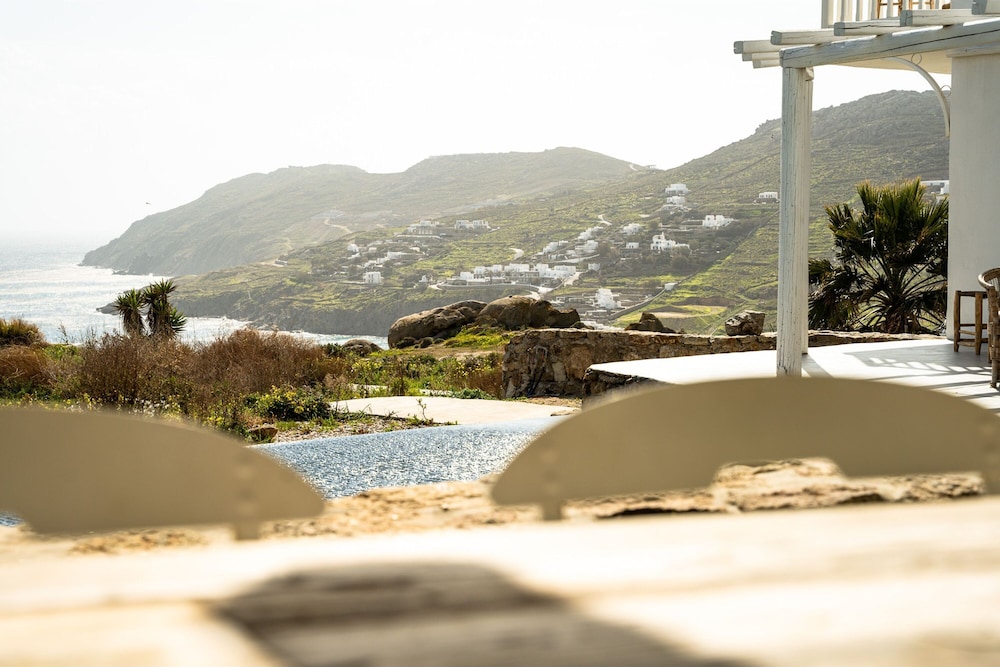 Villa Mykonos Kalo Livadi view 3