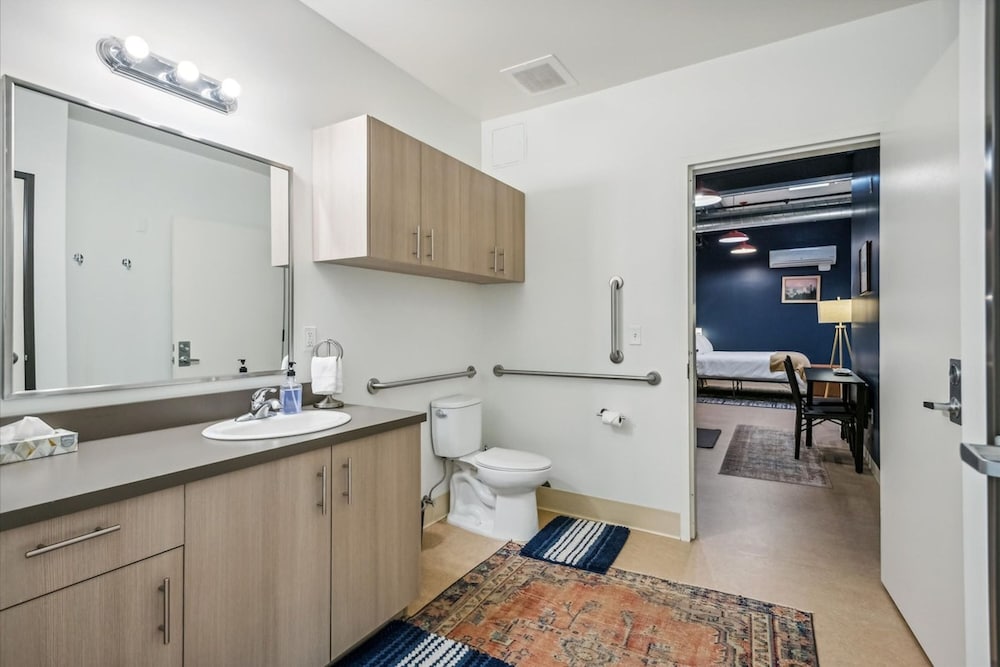 Osprey Suite - 205 in Portland