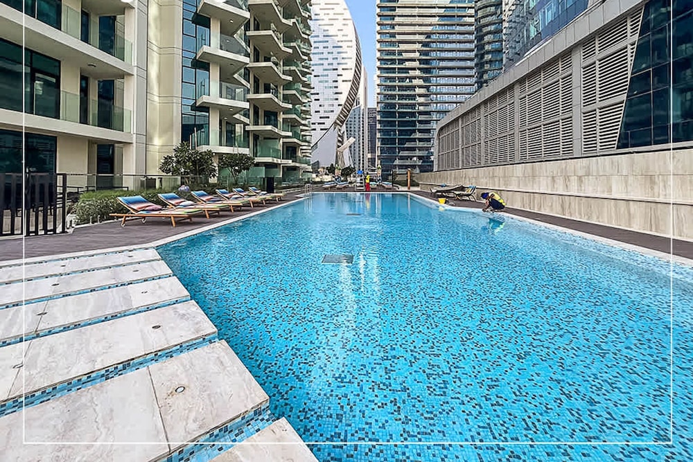 Sophisticated 2BR Missoni Home in Business Bays Prime Location