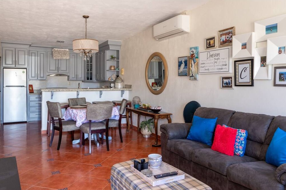 Mexican Ambience Townhome With Pool 2