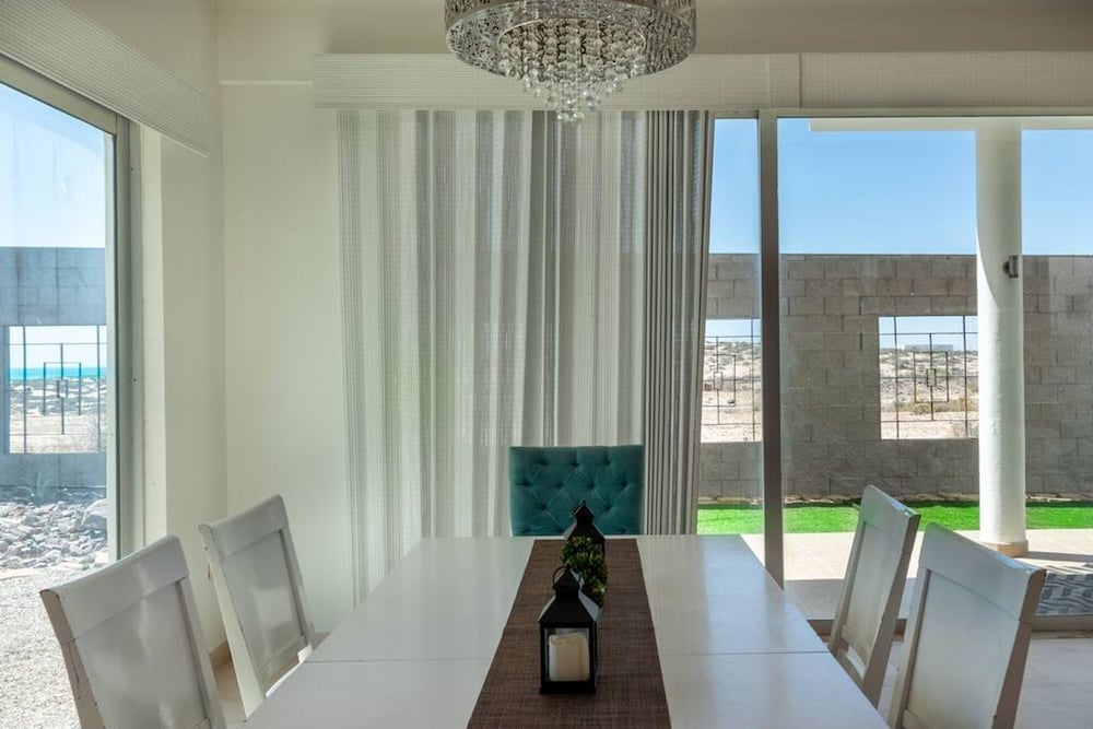 Hidden Gem Villa With Serene Beach Pool Access