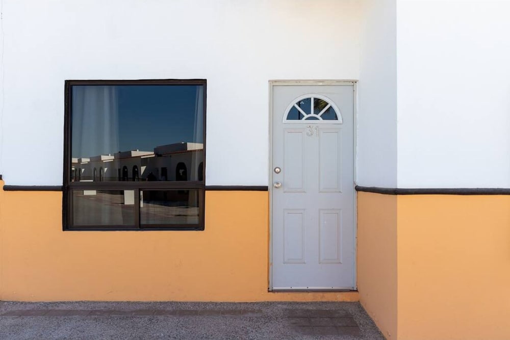 Mexican Ambience Townhome With Pool 31