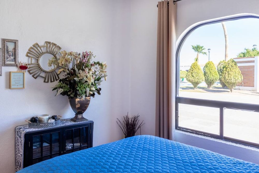 Mexican Ambience Townhome With Pool 2