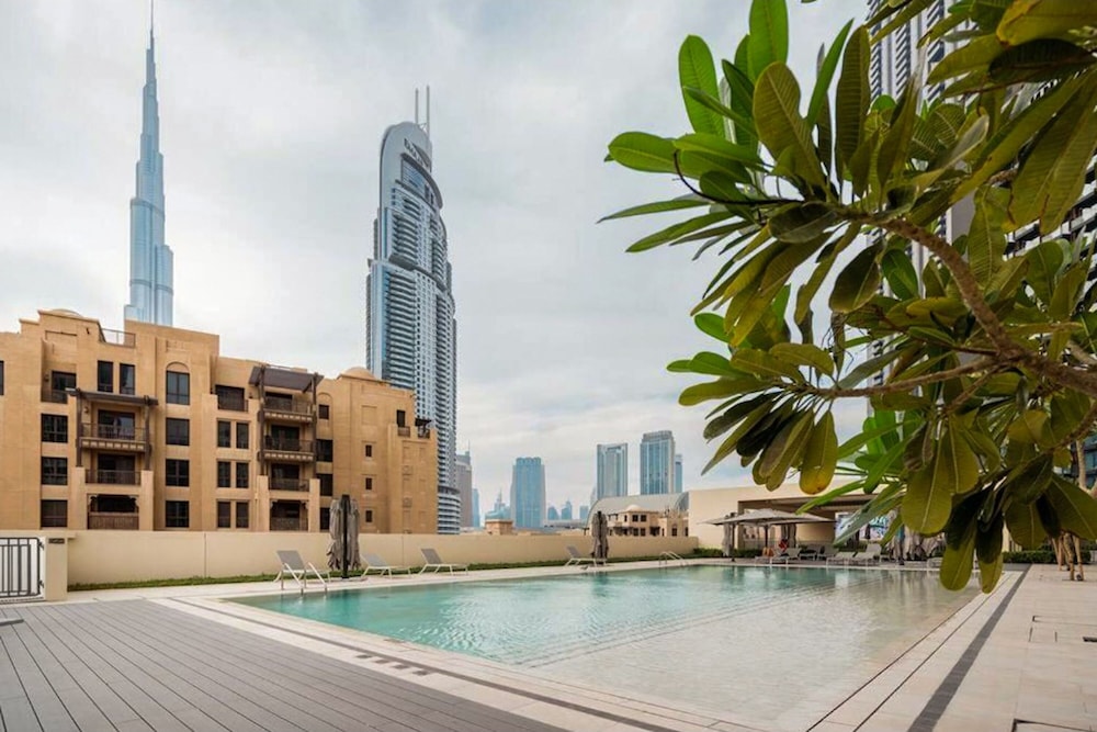 DXB - Burj Royale- 4401 - DT