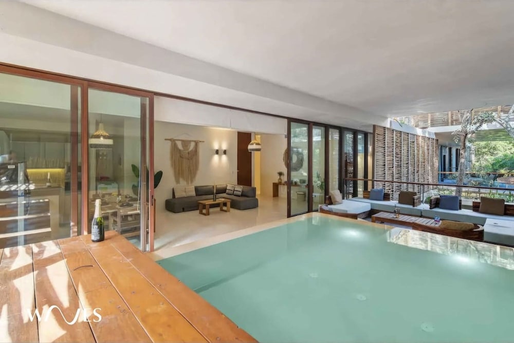 Great Located 2 Br w Terrace Private Pool