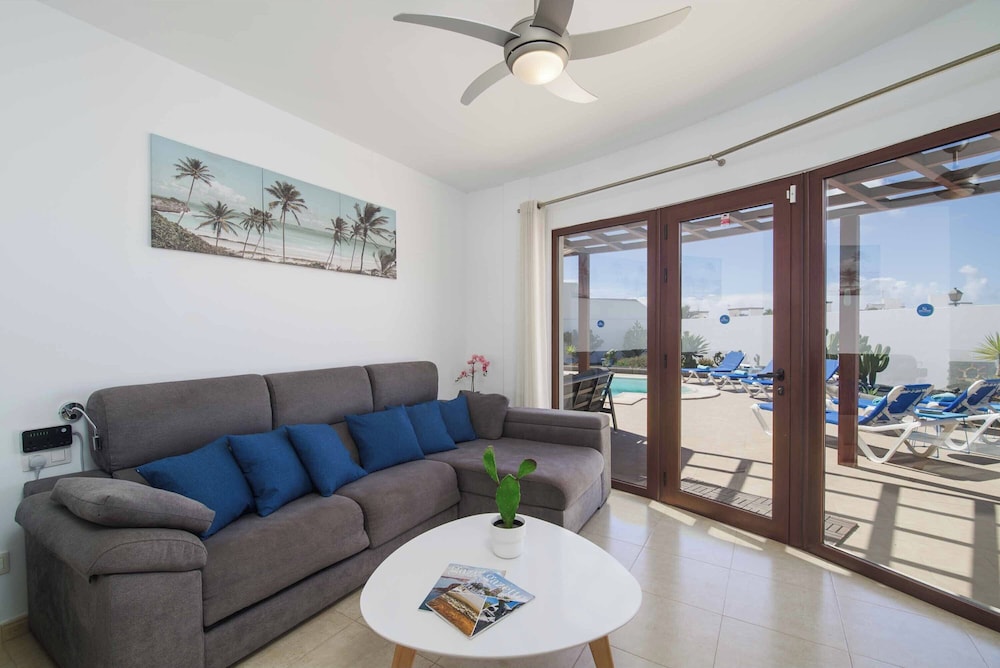 Villa Luar