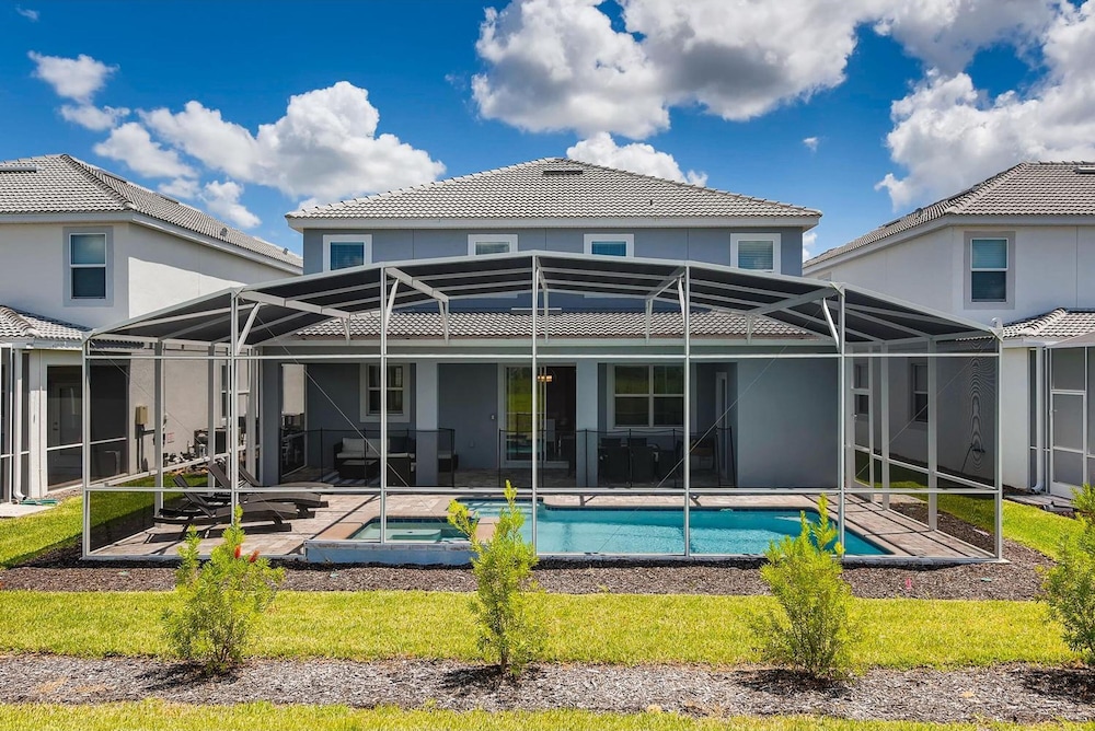 1596 MC - Enchanted 6BR Villa Pool Magic for 14 - Image 4