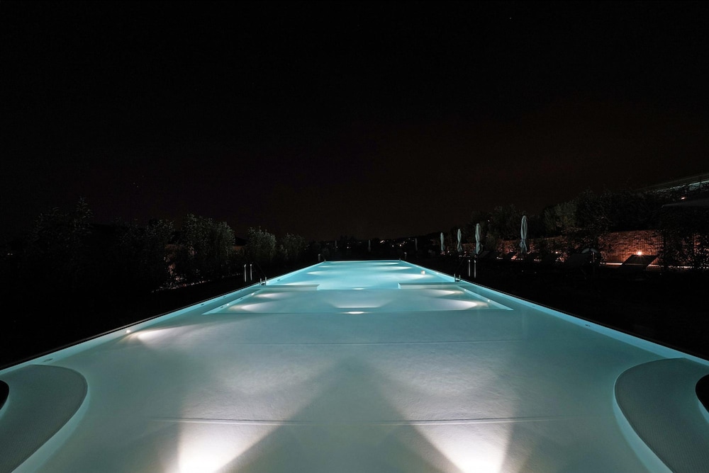 Villa Ester by Wonderful Italy view 4