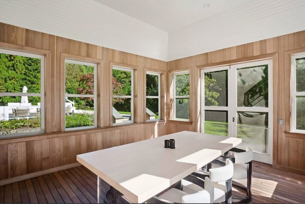 Luxury Villa 7br 7baths With a Private Pool Hamptons view 4