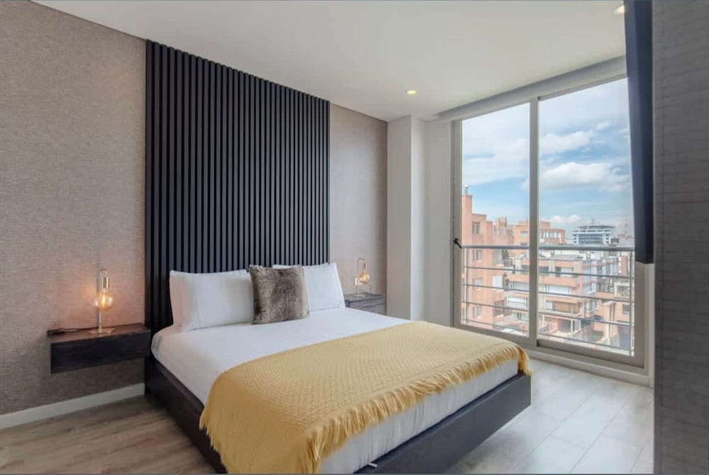 Unique 3 BR Apartment in Usaqu n