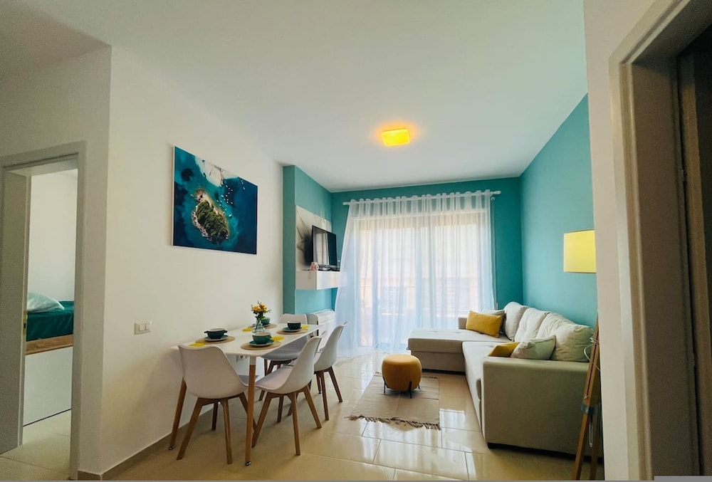 Sunny Apartment in Vlor