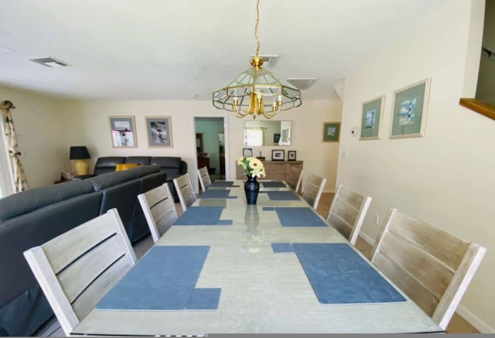 The Sunshine Home in Haines City