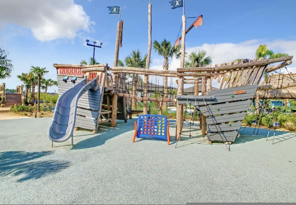 4345 Mickey s Townhome Storey Lake Pool