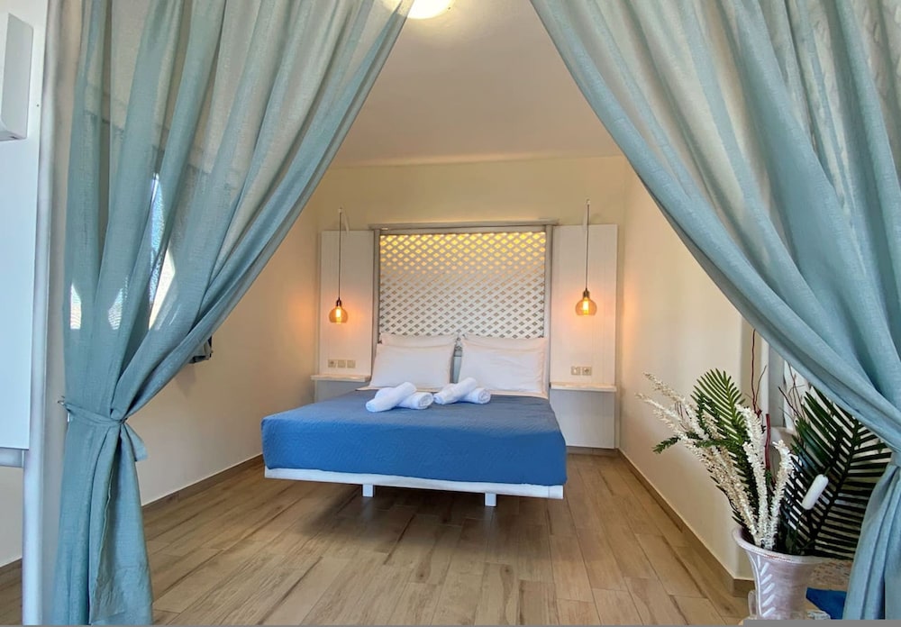 Michail Suites Afiartis Diakoftis
