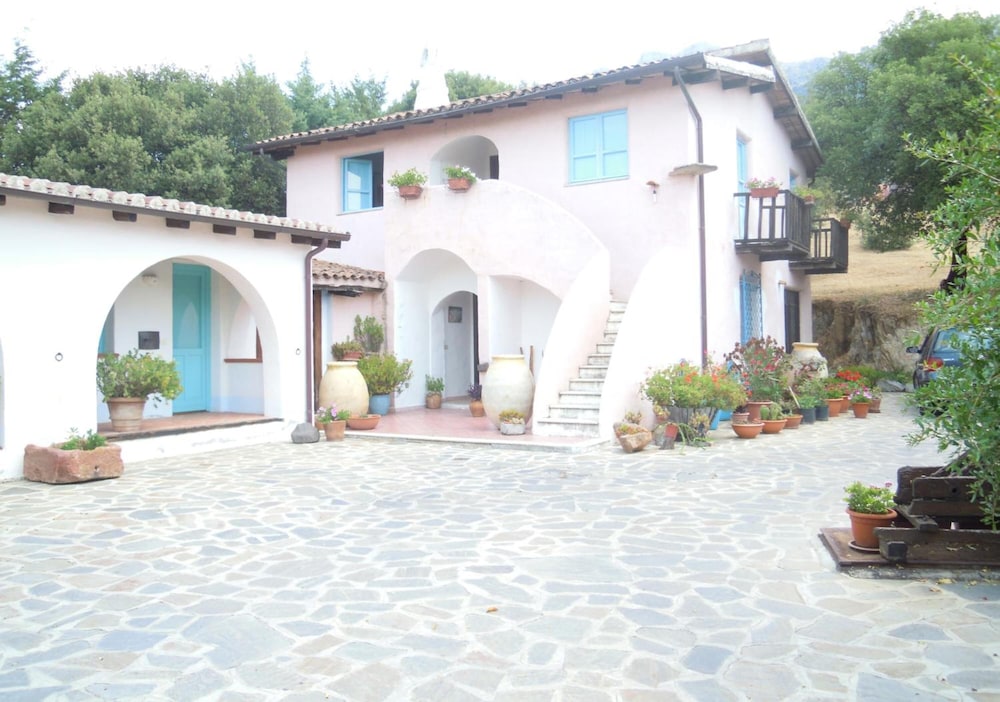 Agriturismo Camisadu