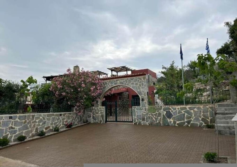 Villa Smaro With Private Pool