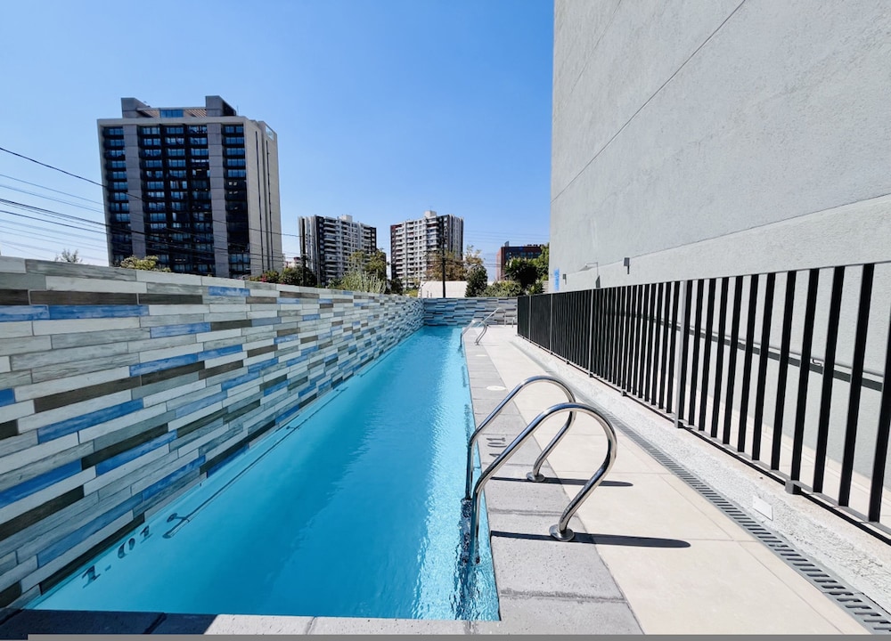 Urbano Plaza Vespucio Laundry Parking Pet Pool
