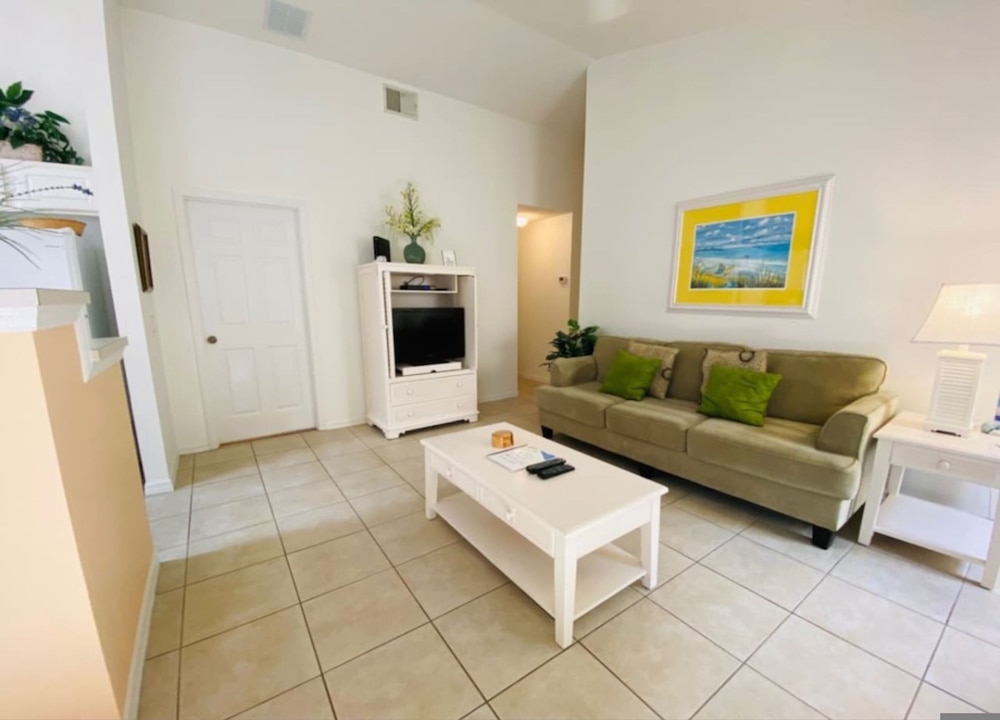 Sunset Oasis Retreat