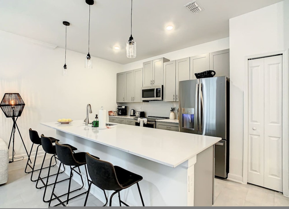 Sophisticated Living at Storey Lake