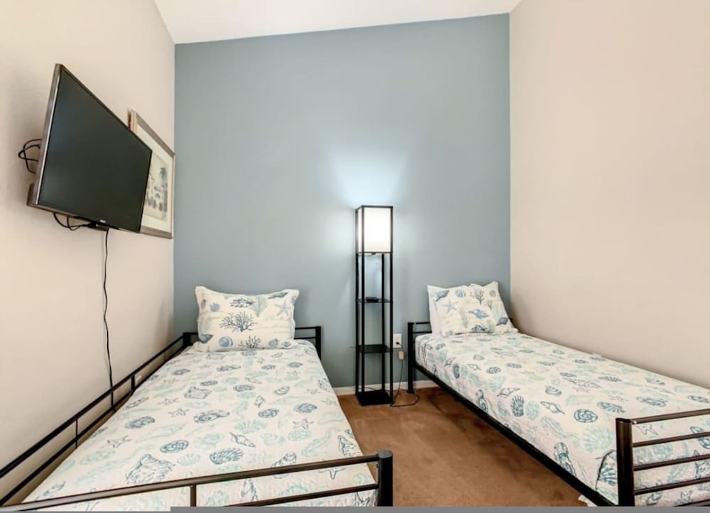 Comfortable Vacation Cottage view 4