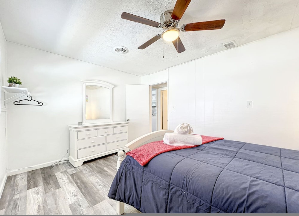 2 Bed Altamonte Springs Apartment Unit 1 view 2