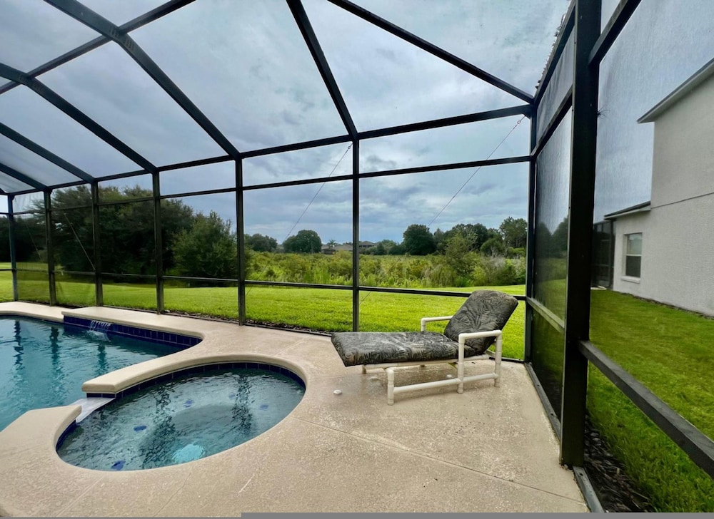 1018 Wonderful House Swimming Pool and Billiards