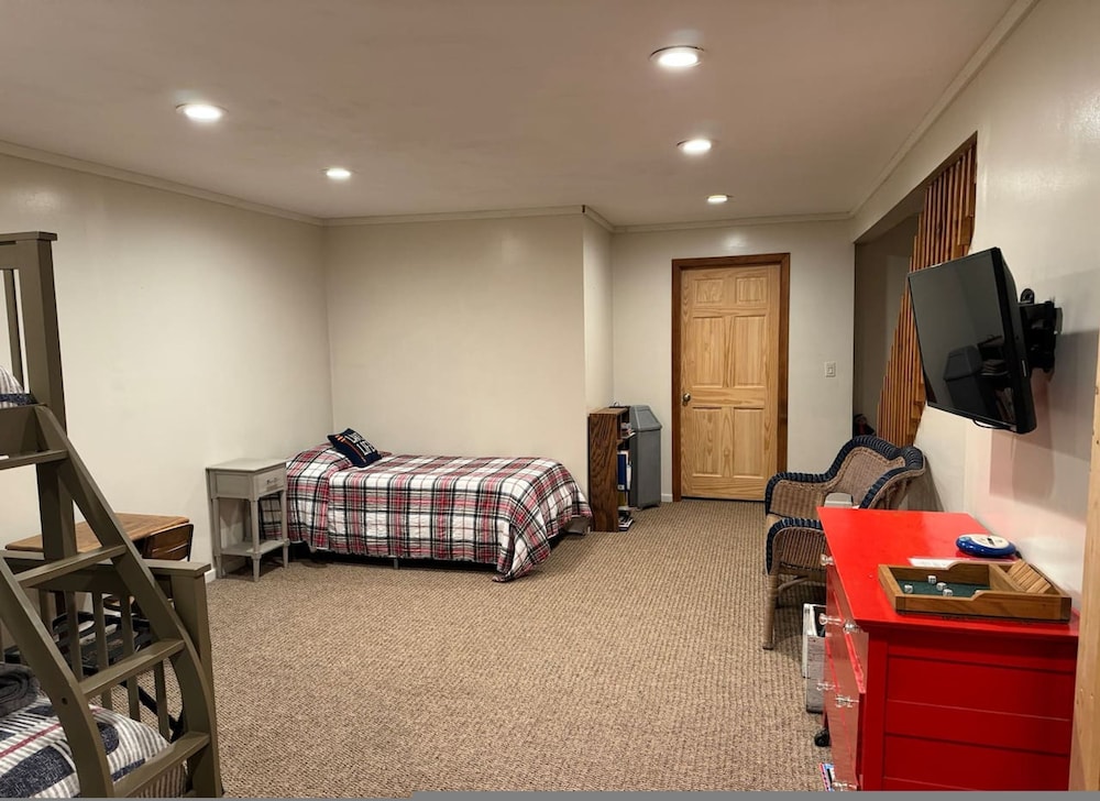 Lakeside Getaway pet Friendly