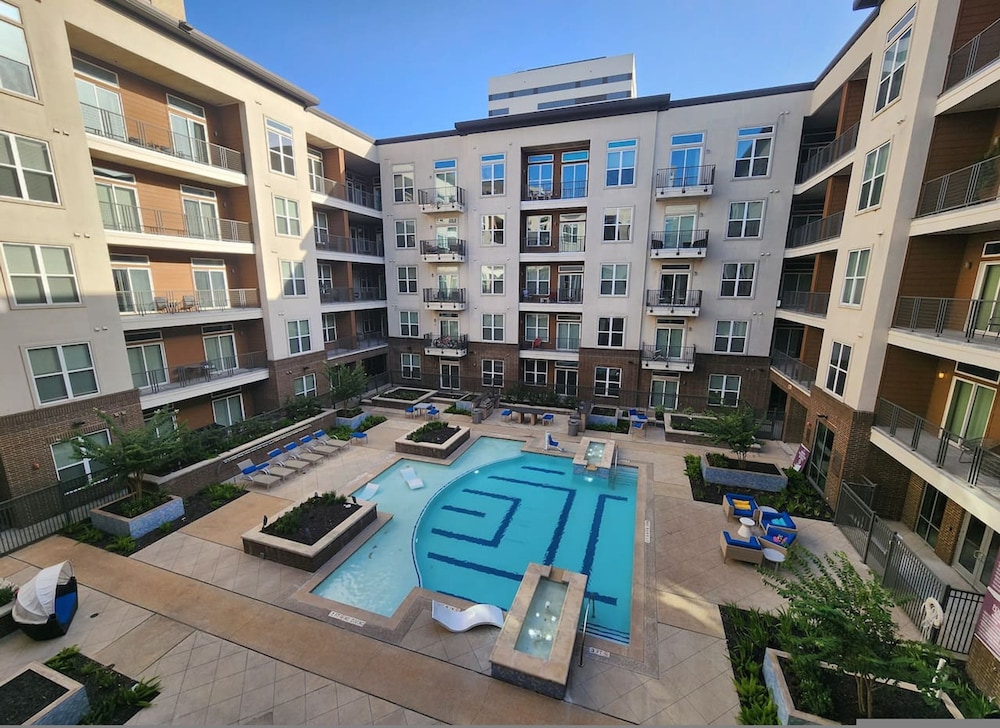 Elite Downtown Poolside Oasis