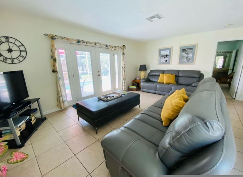 The Sunshine Home in Haines City