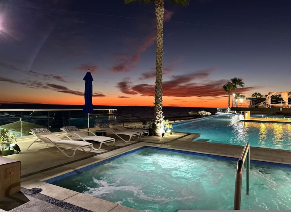 Ultimate Beach Escape 2-bedroom in Puerto Penasco
