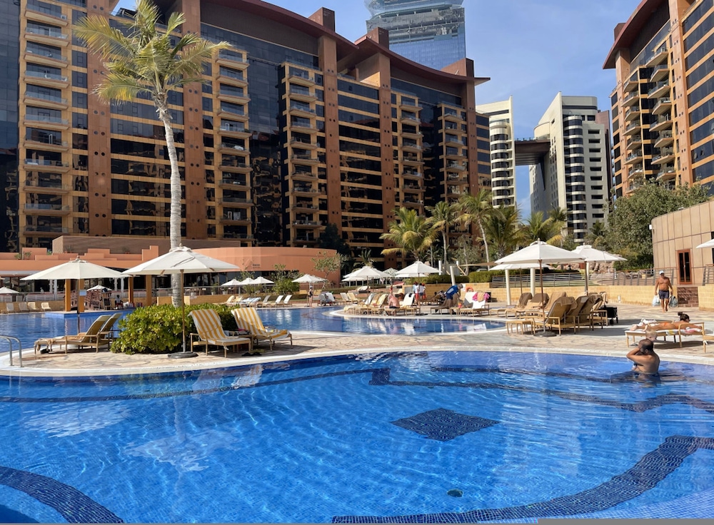 Emerald at Tiara Beach Residences With Atlantis Views
