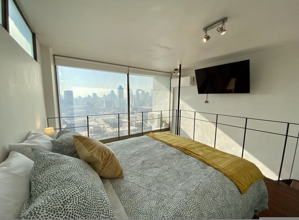 Loft Panoramic Home Office Laundry Pool Wifi