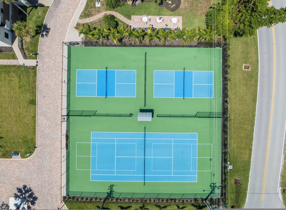 Loggerhead Cay 472 - Beach Front Pet-friendly