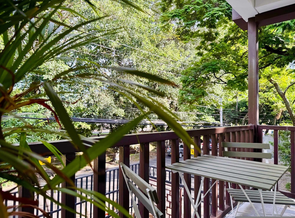 w Amazing Loft w Perfect Balcony in Cali