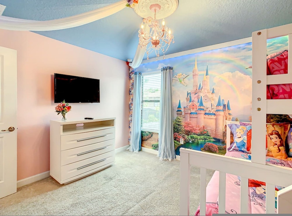 Paradise Away From The Parks at Solterra view 5