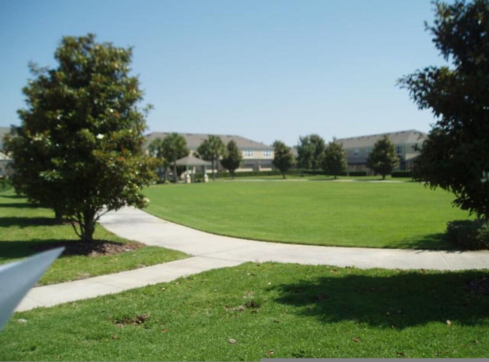 3 Bed Windsor Hills Townhome by Clubhouse Pool view 4