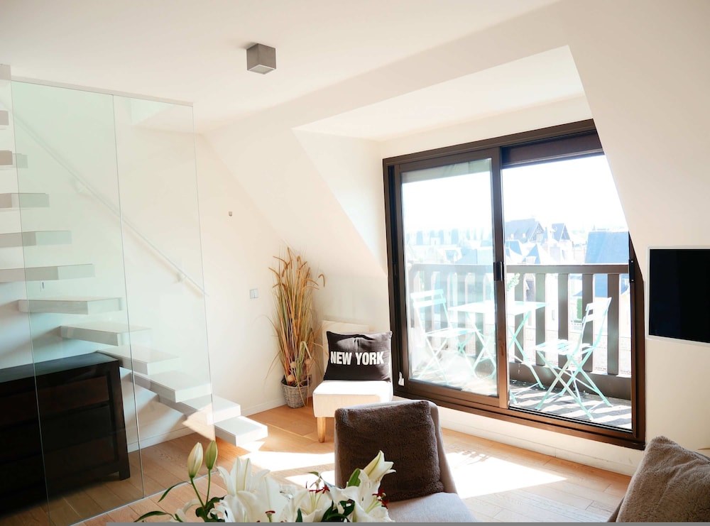 Deauville - Ultra Centre Balcon Luxe Moderne