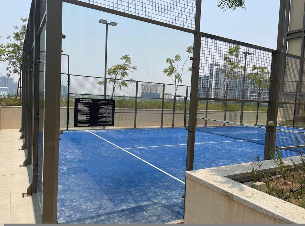 Luxury at Socio Dubai Hills 2 Beds Sleeps 4