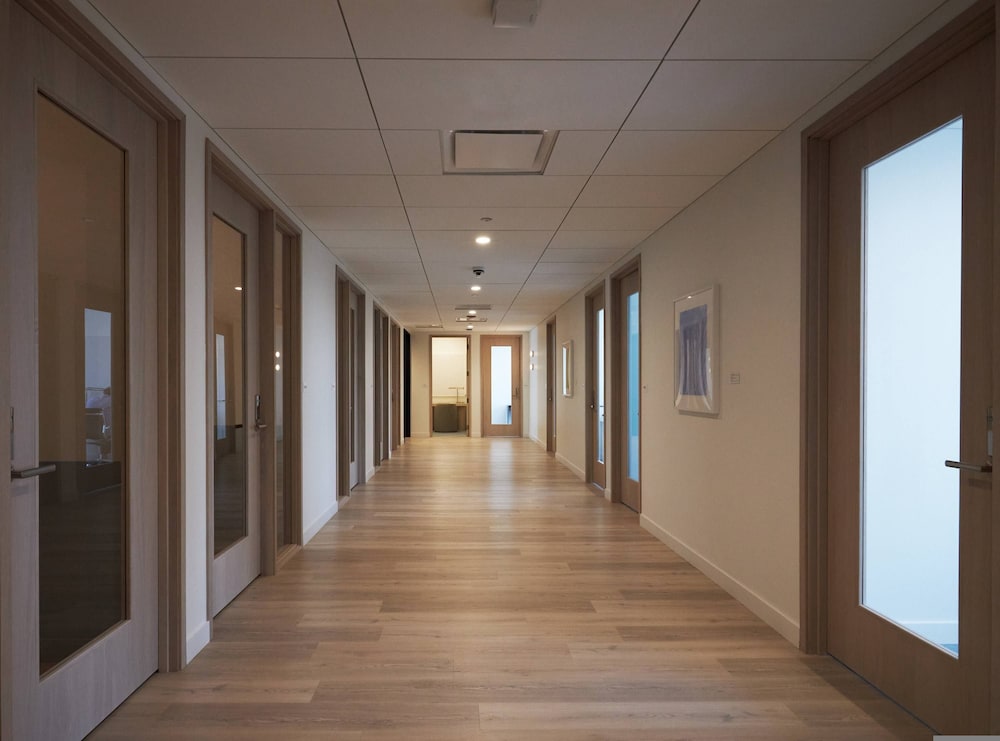 Top-tier Stay 49th Fl Lakefront City Views